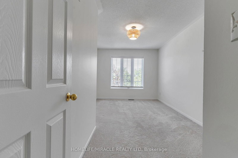 4191 Goldenrod Mississauga,ON L5V 3C2 — Photo 27