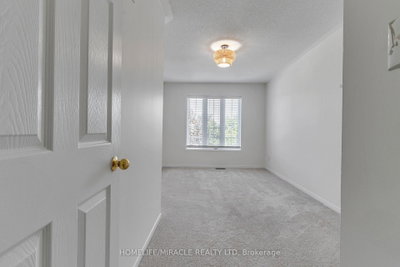 4191 Goldenrod Mississauga,ON L5V 3C2 — Photo 27