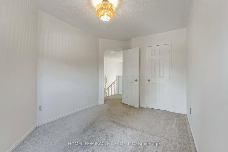 4191 Goldenrod Mississauga,ON L5V 3C2 — Photo 31