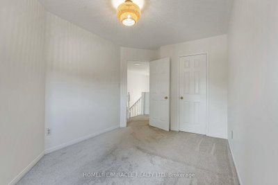 4191 Goldenrod Mississauga,ON L5V 3C2 — Photo 31