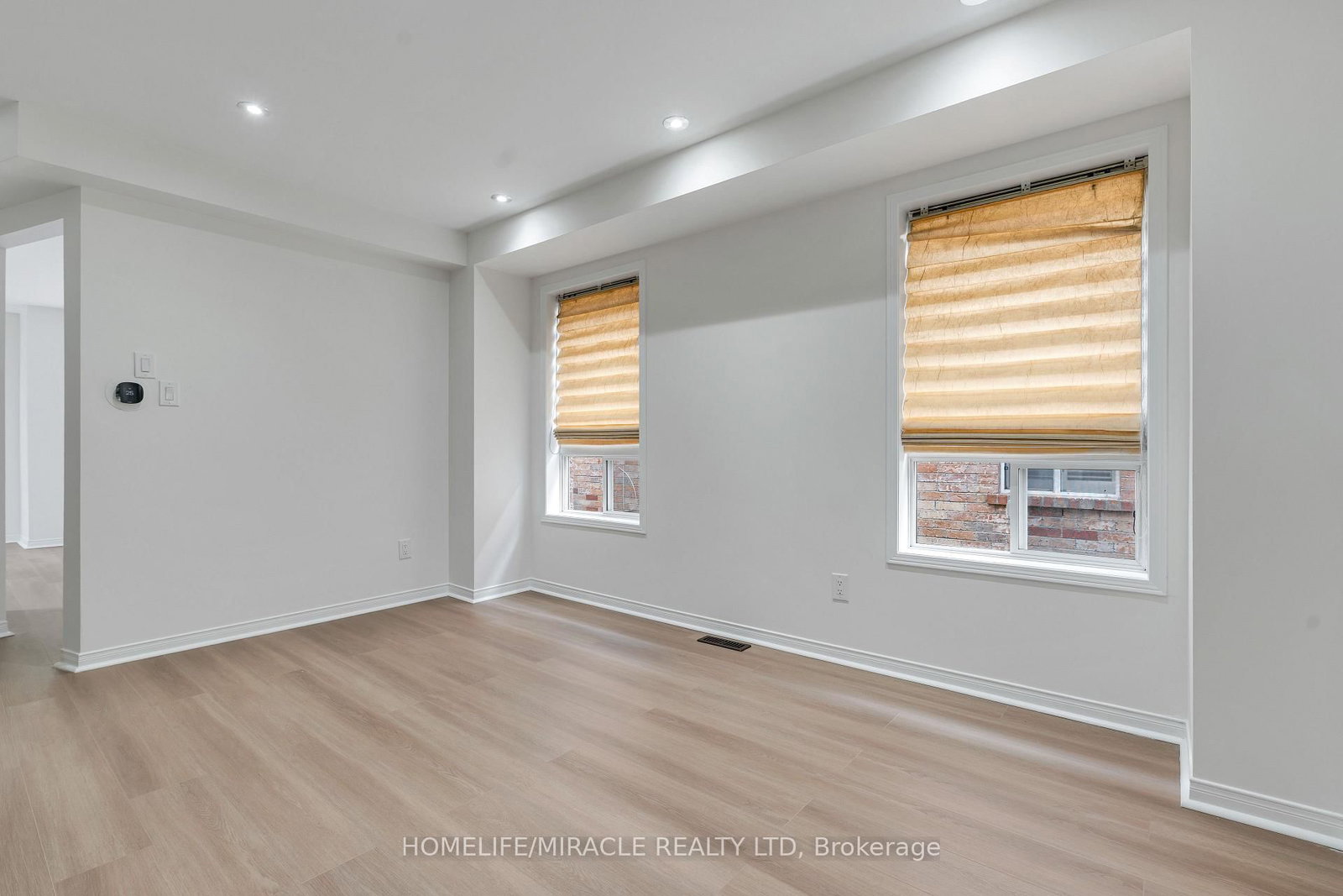4191 Goldenrod Crescent • Mississauga, ON photo 4