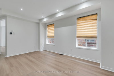 4191 Goldenrod Crescent • Mississauga, ON photo 4