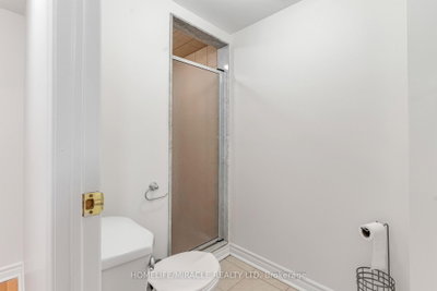 4191 Goldenrod Mississauga,ON L5V 3C2 — Photo 44
