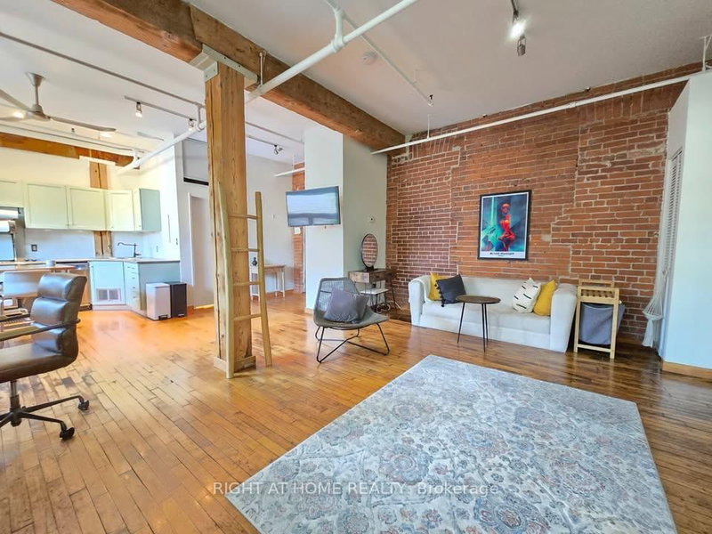 12 - 121 Prescott Avenue