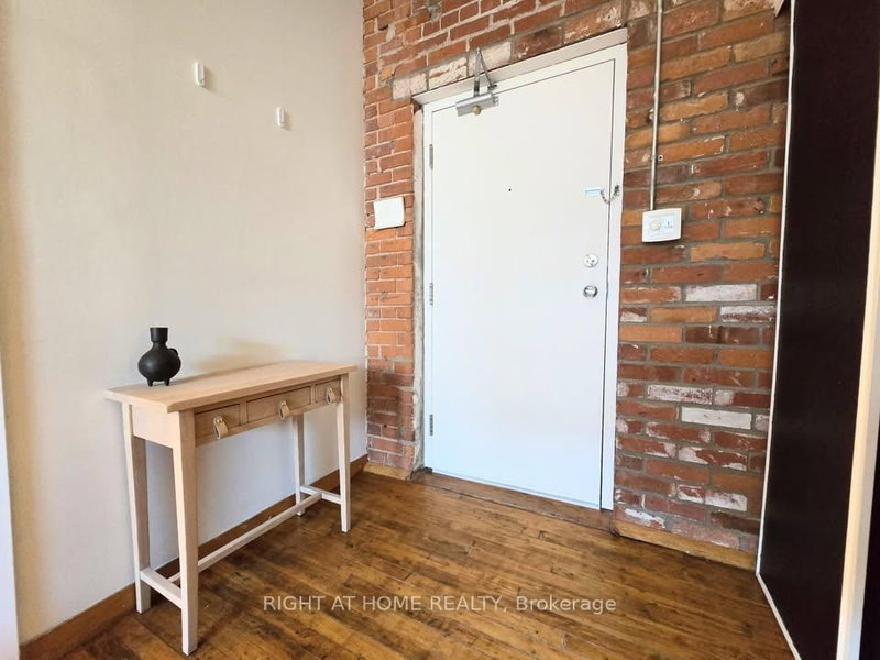 12 - 121 Prescott Avenue