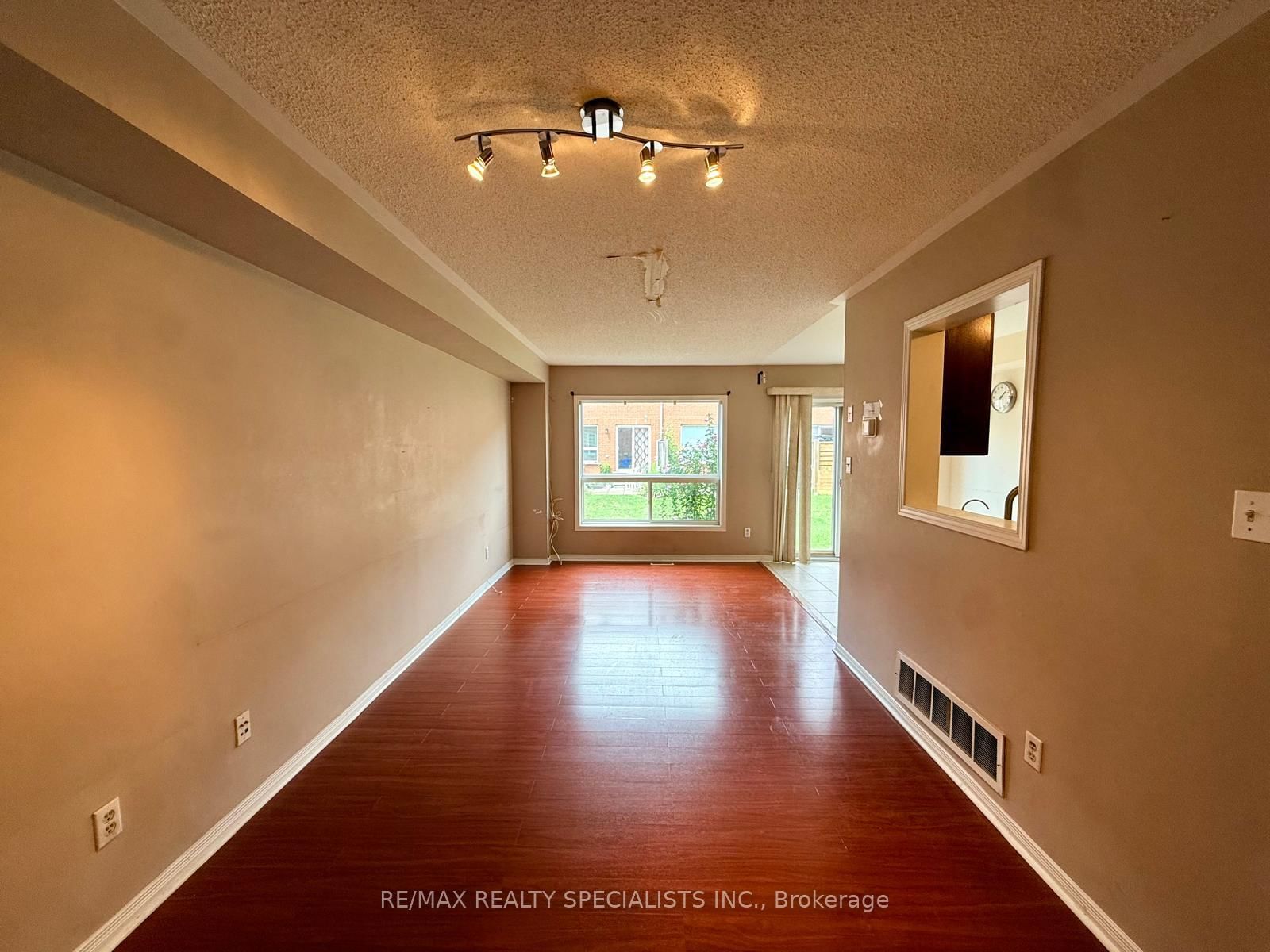 525 NOVO STAR Drive • #172 • Mississauga, ON photo 5