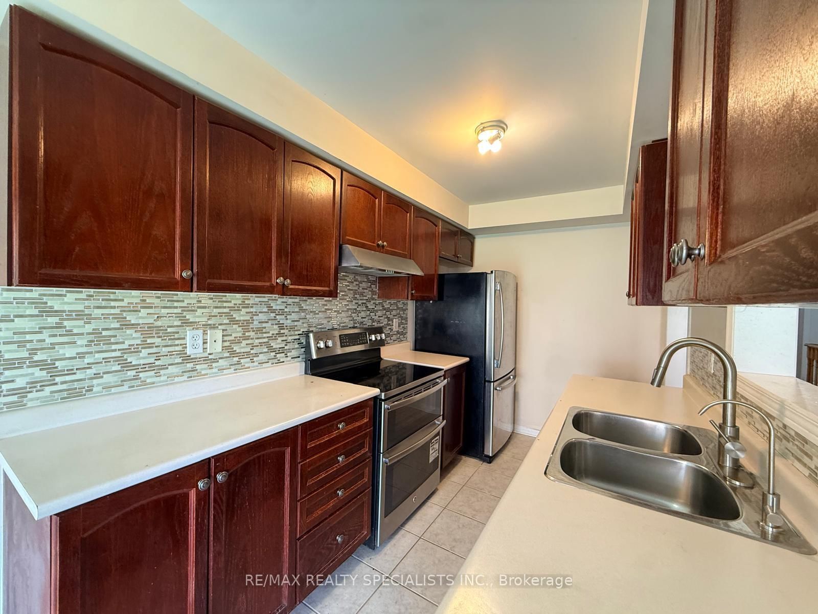 525 NOVO STAR Drive • #172 • Mississauga, ON photo 9