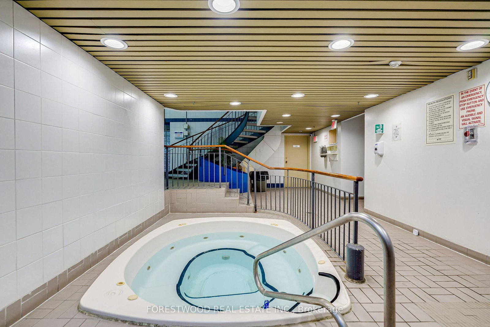 25 Fairview Road W • #UPH4 • Mississauga, ON photo 19