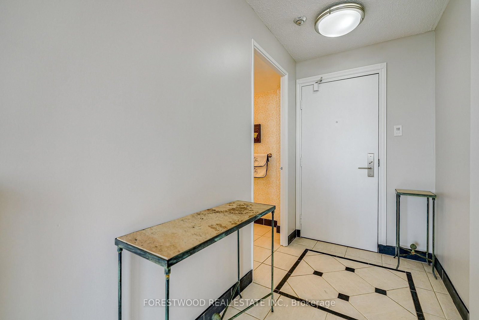 25 Fairview Road W • #UPH4 • Mississauga, ON photo 4