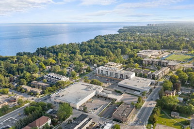 123 Maurice Drive • #214 • Oakville, ON photo 2