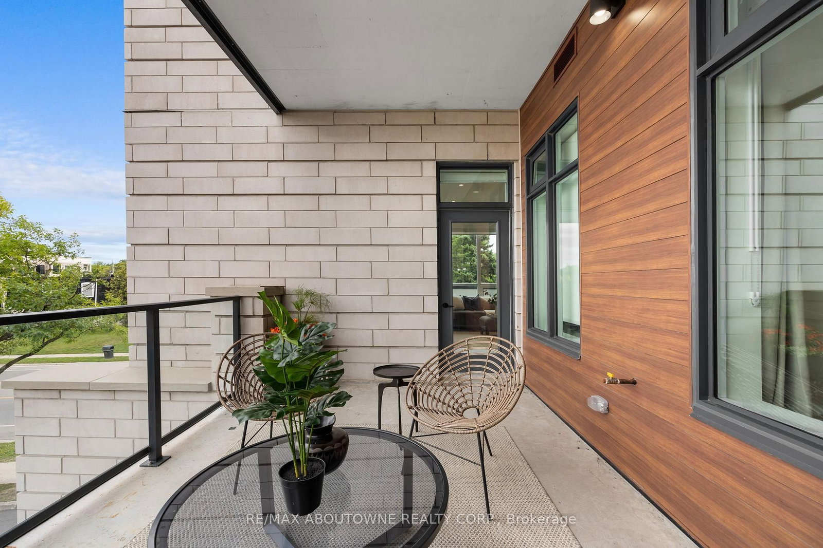 123 Maurice Drive • #214 • Oakville, ON photo 36