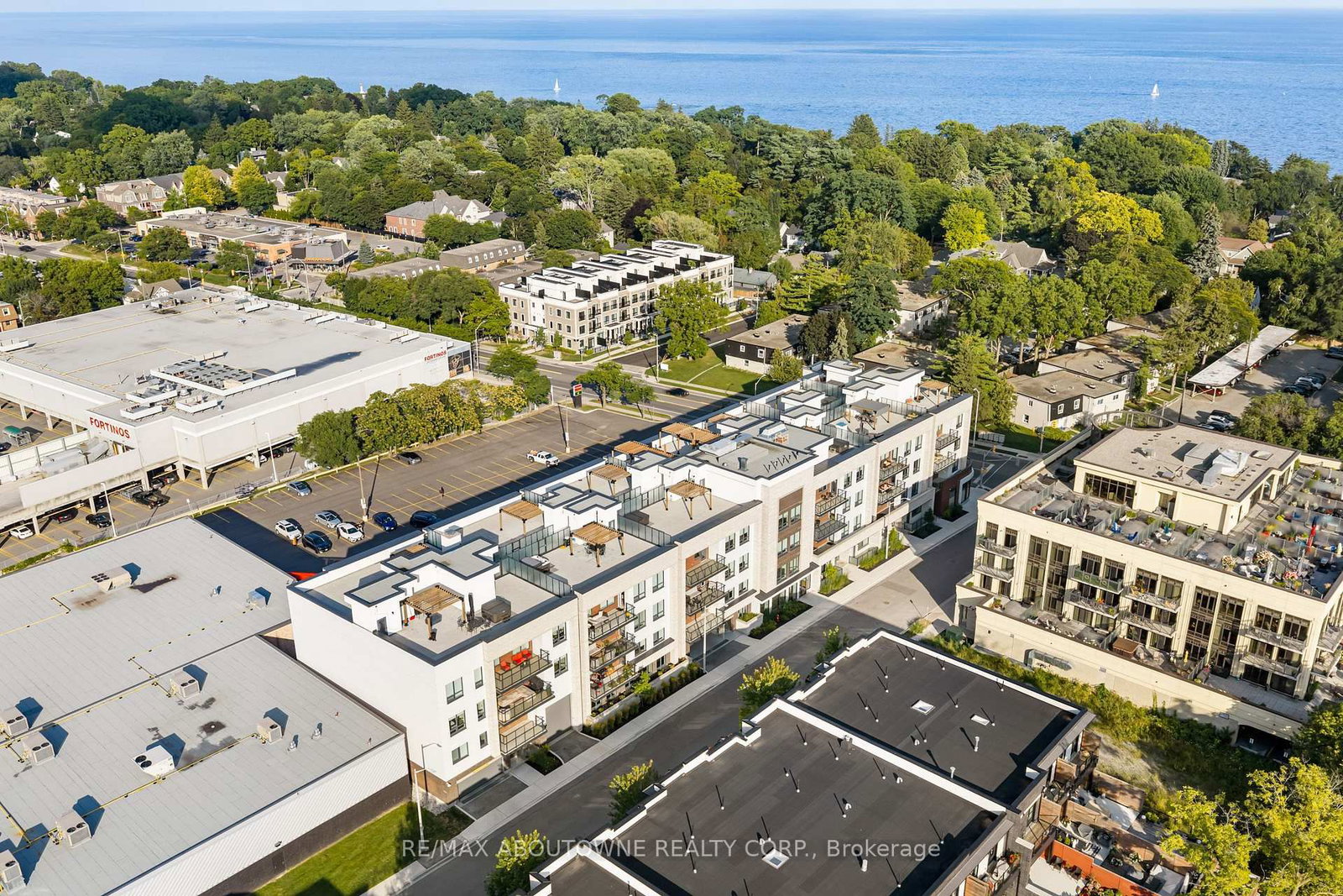 123 Maurice Drive • #214 • Oakville, ON photo 41