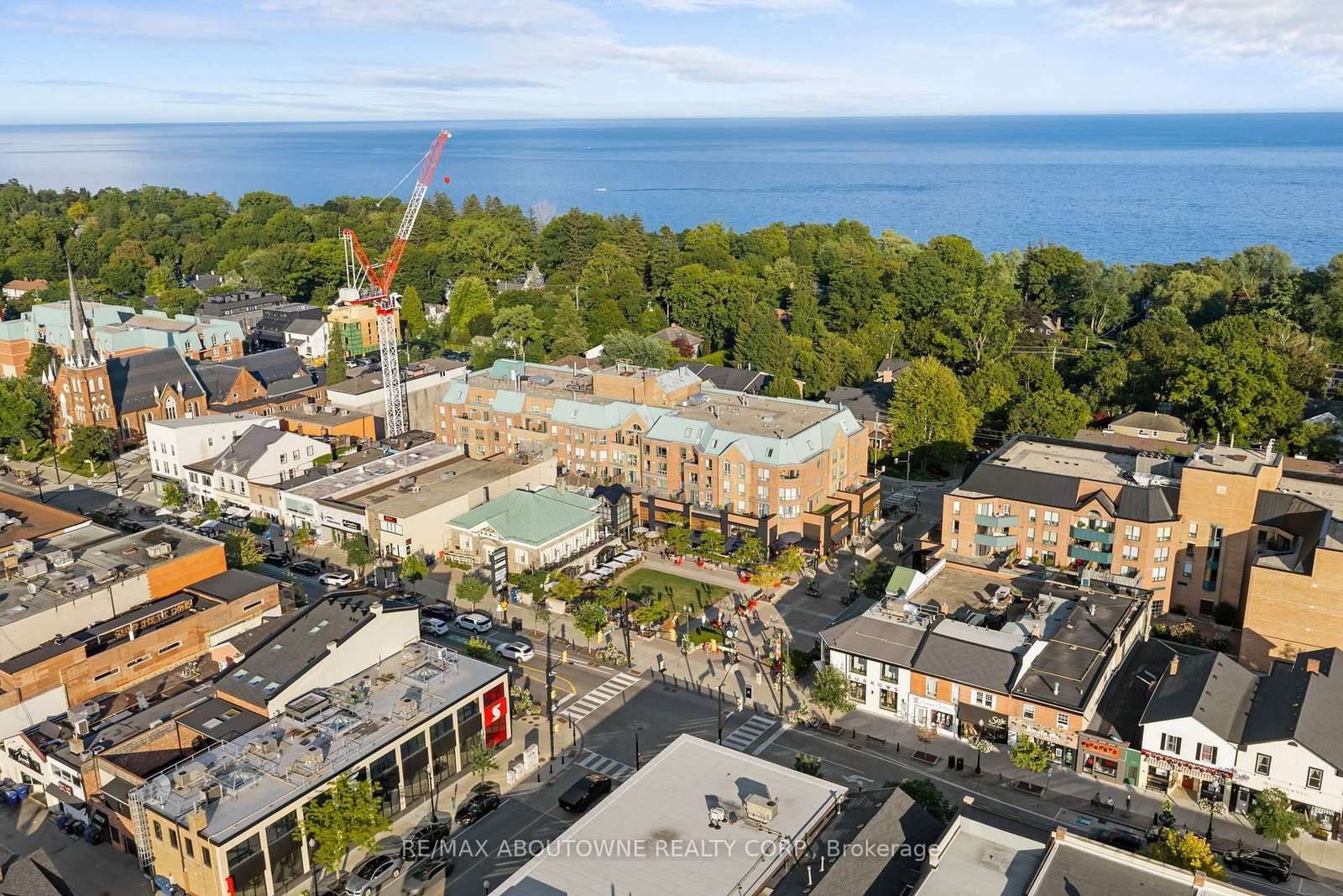 123 Maurice Drive • #214 • Oakville, ON photo 47