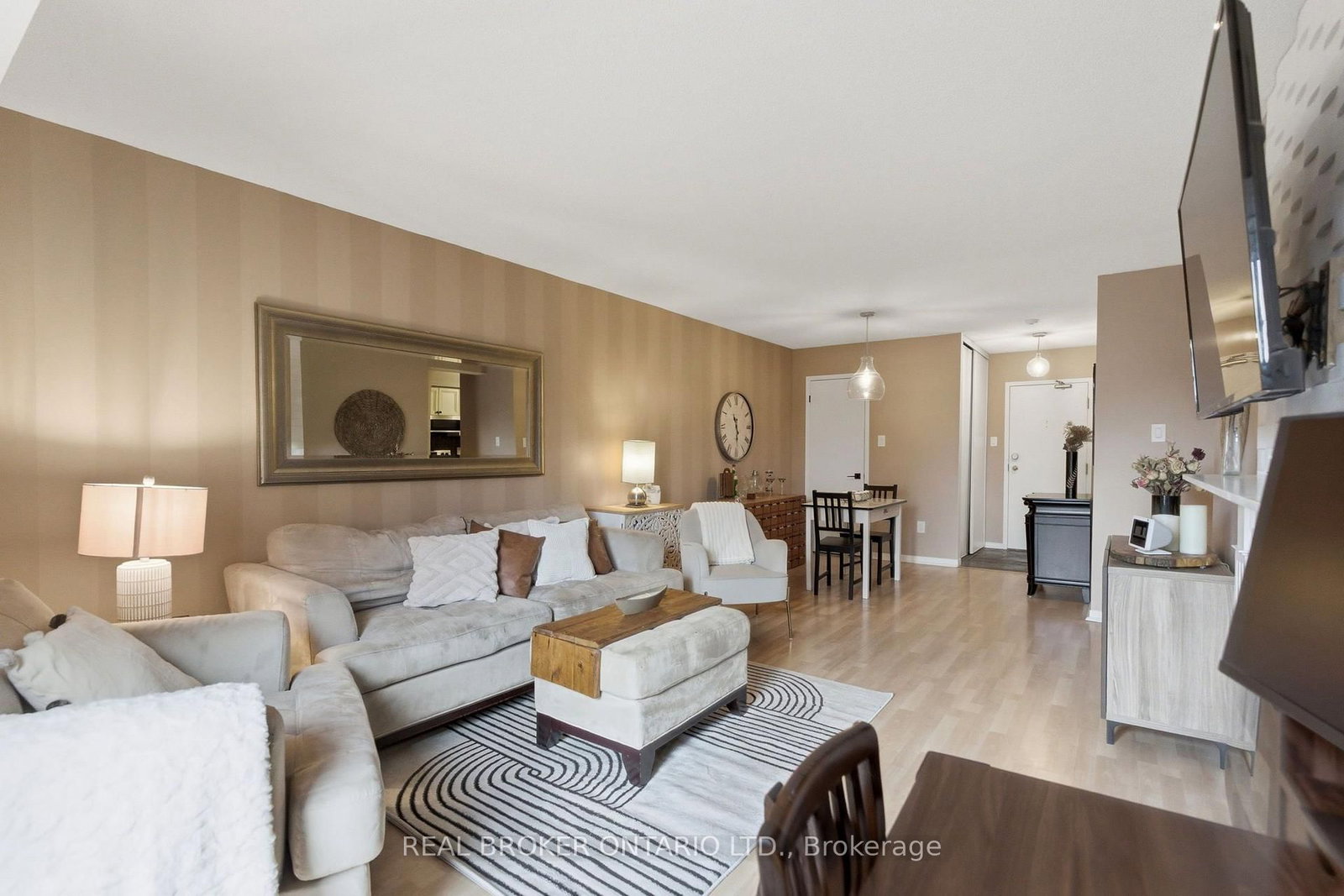 211 Forum Drive • #302C • Mississauga, ON photo 8