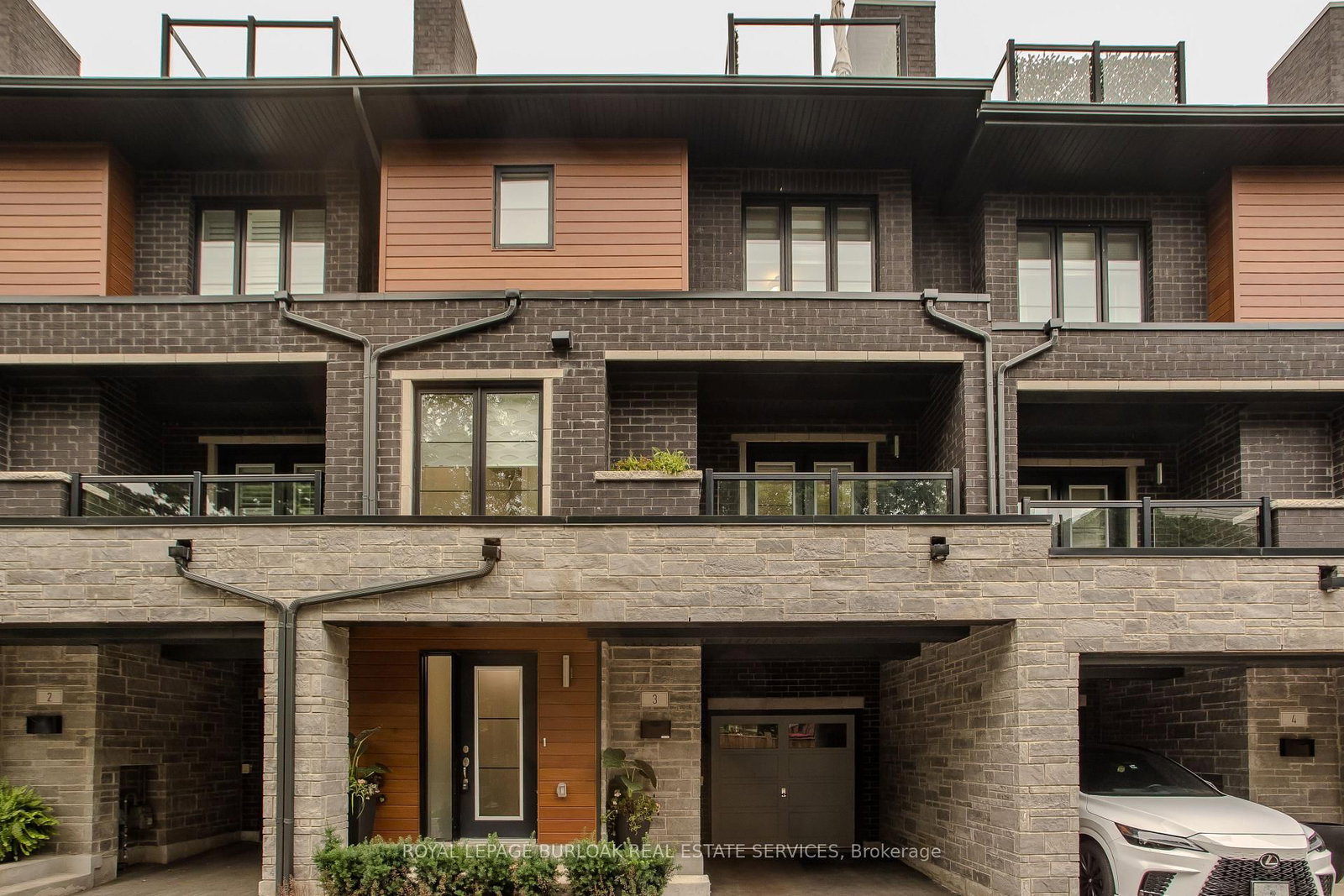 2071 Ghent Avenue • #3 • Burlington, ON photo 24