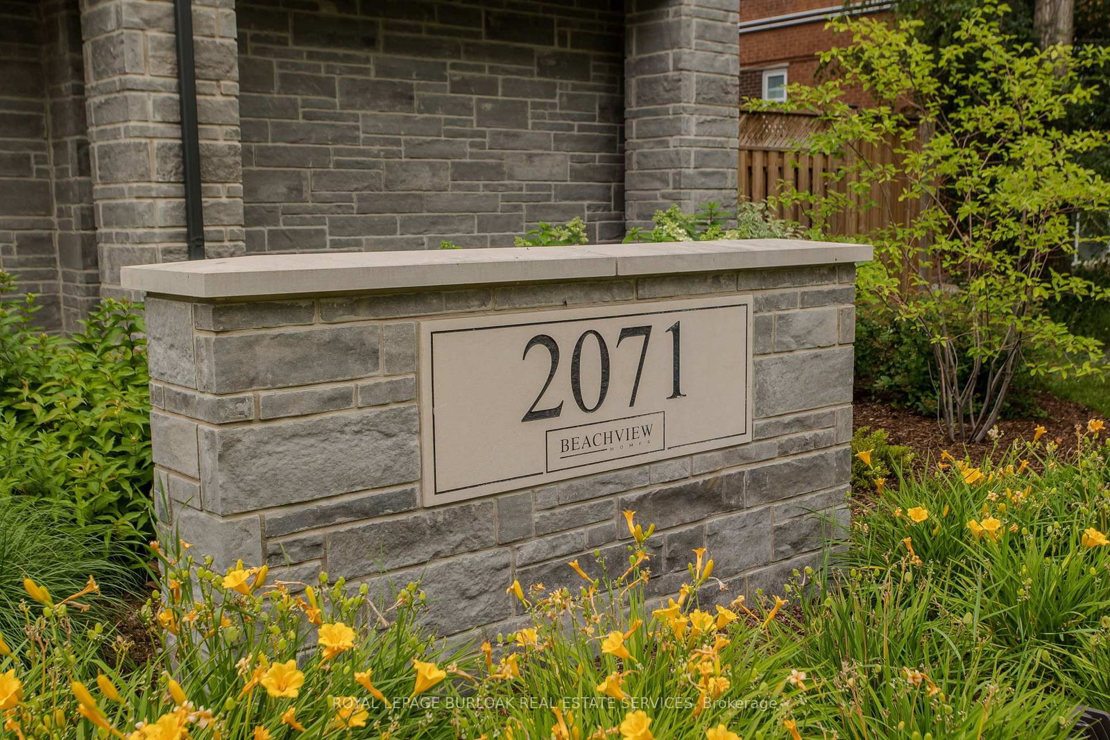 2071 Ghent Avenue • #3 • Burlington, ON photo 48