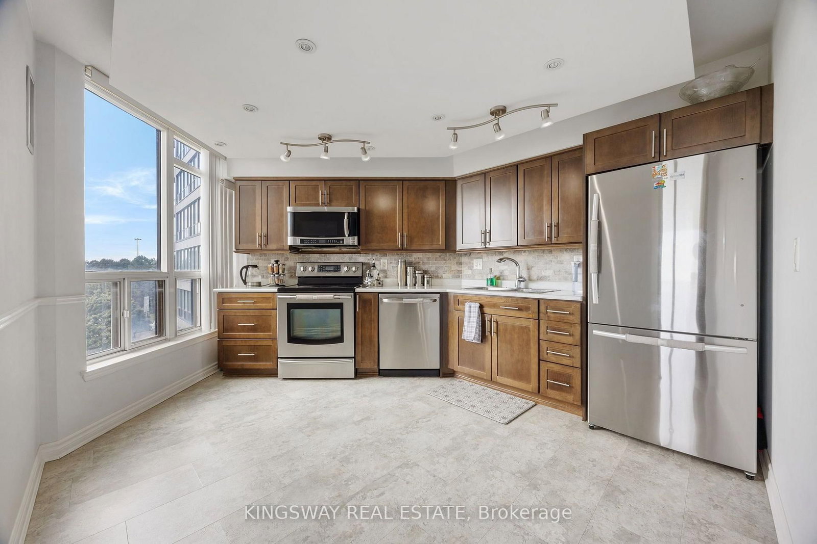 12 Laurelcrest Street • #507 • Brampton, ON photo 10