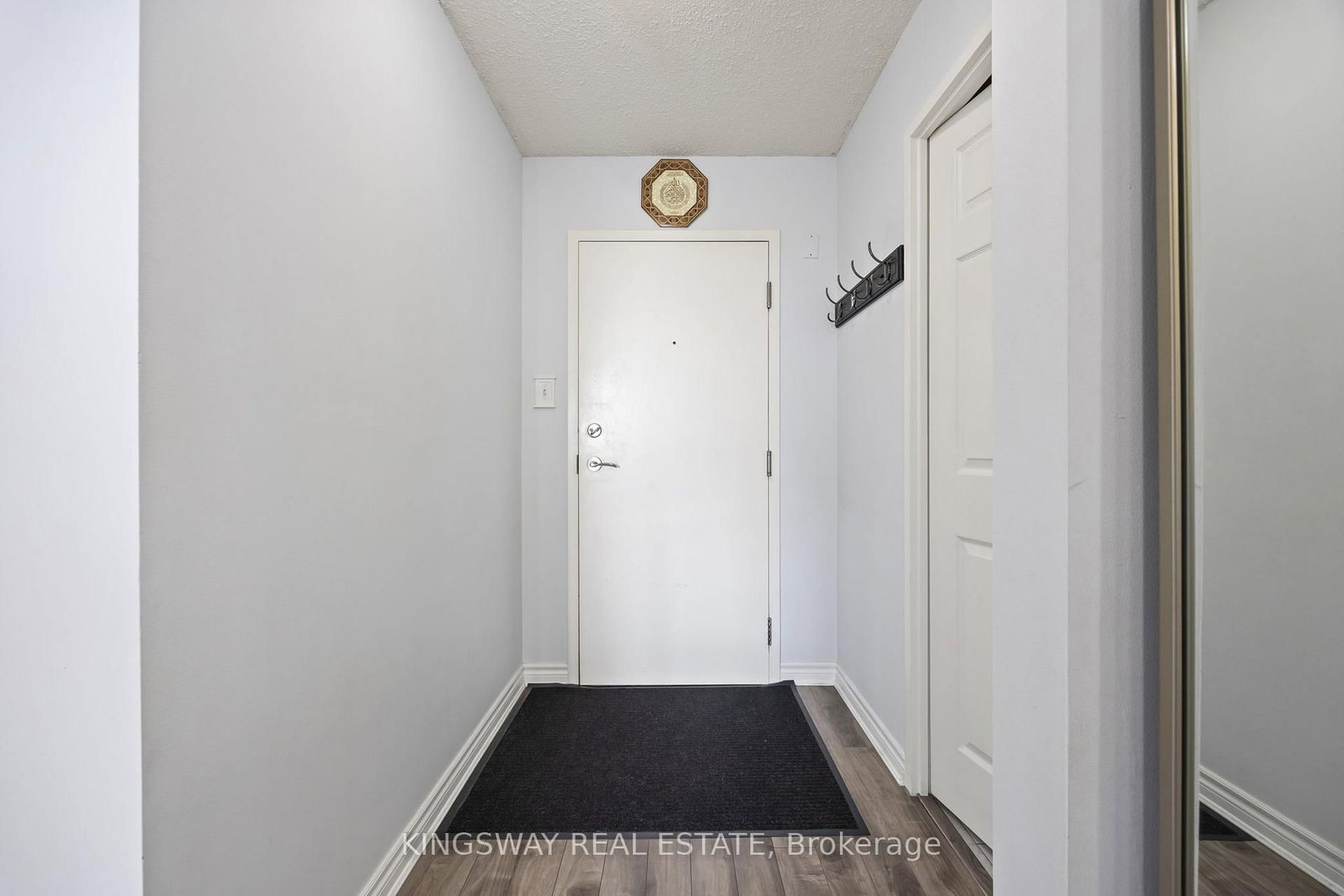 12 Laurelcrest Street • #507 • Brampton, ON photo 2