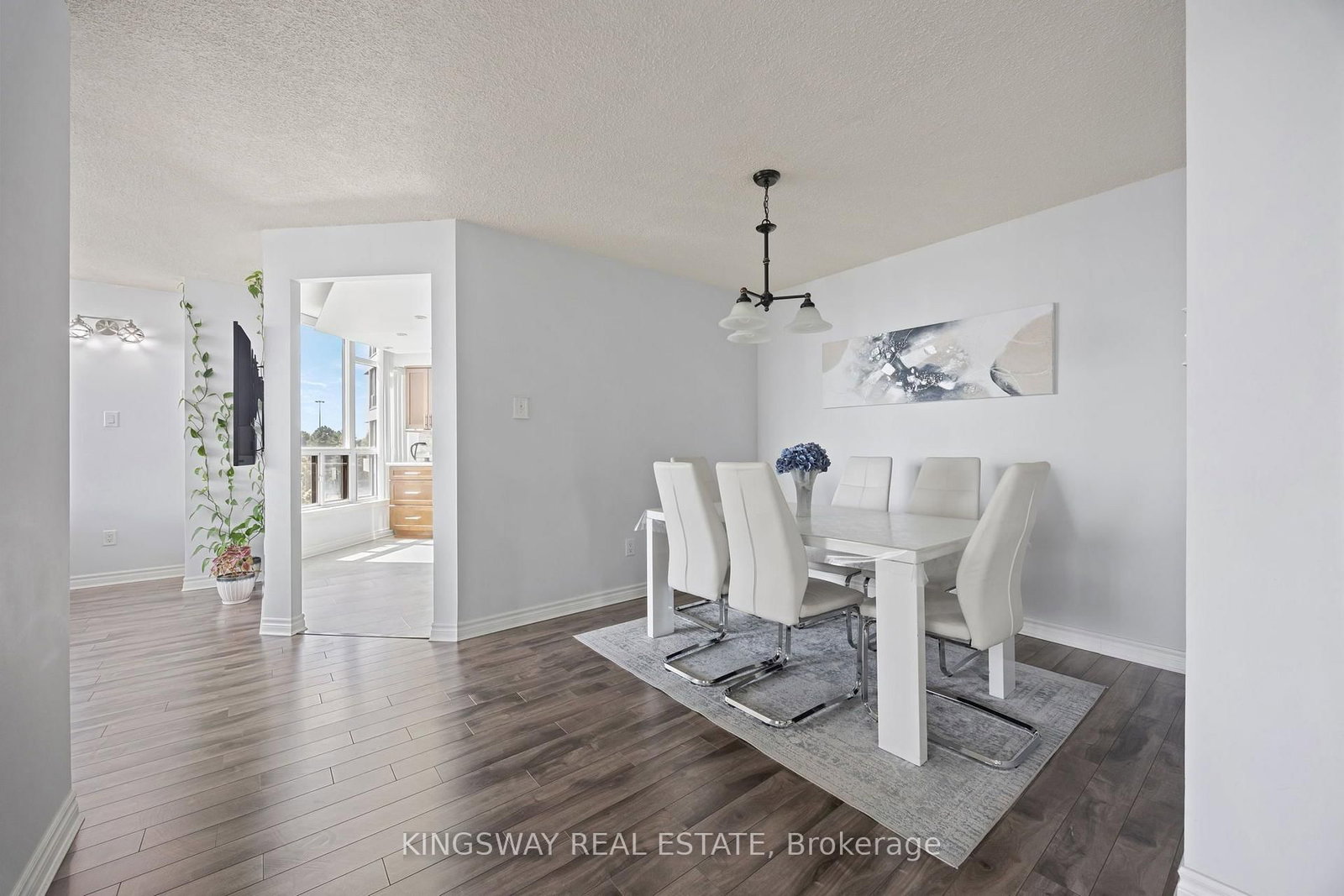 12 Laurelcrest Street • #507 • Brampton, ON photo 3