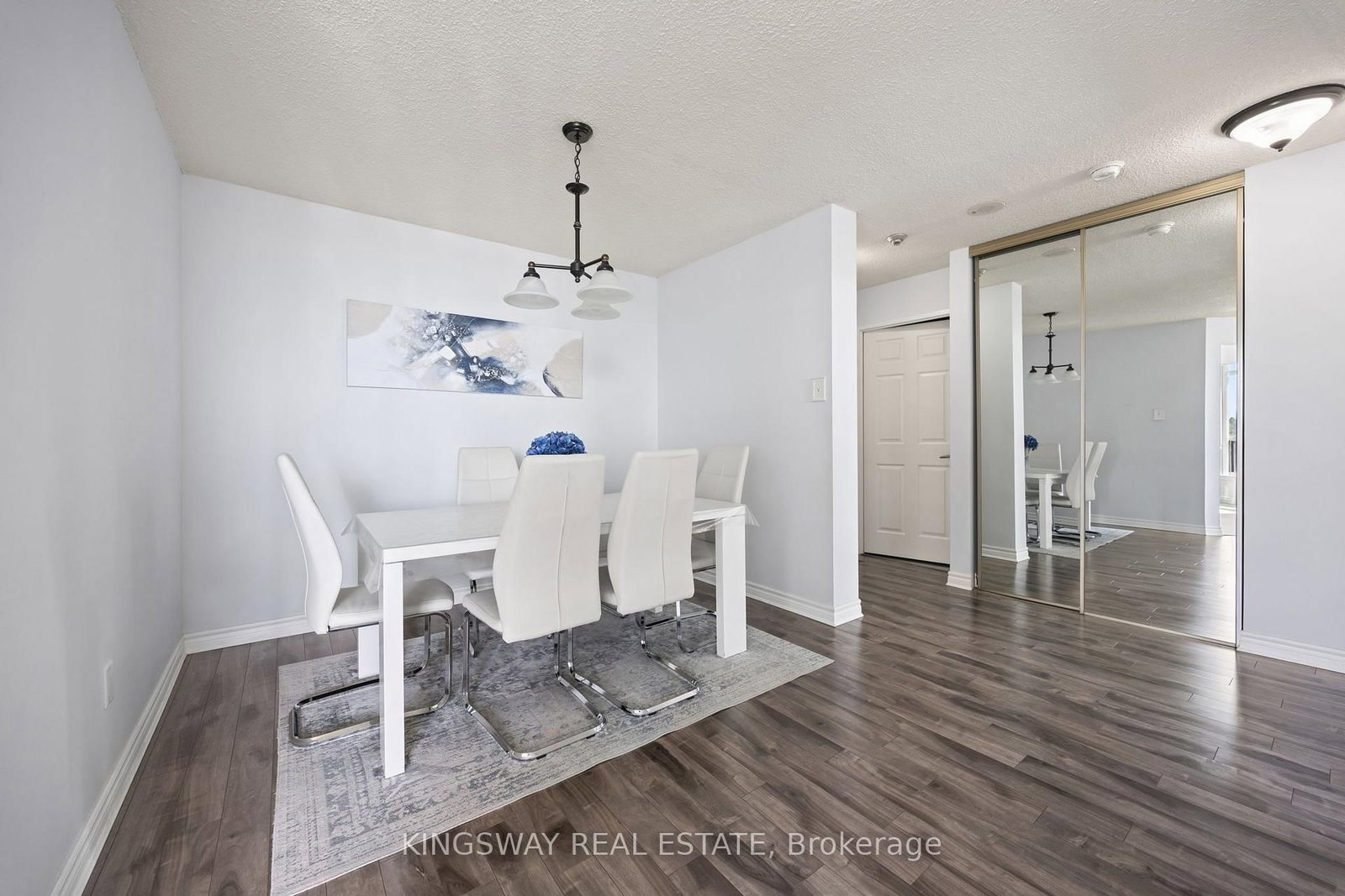 12 Laurelcrest Street • #507 • Brampton, ON photo 4