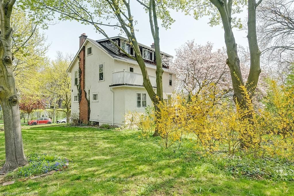 200 WILLIAM Street • Oakville, ON photo 32