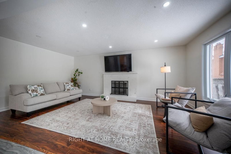 2088 Perran Mississauga,ON L5K 2R4 — Photo 17