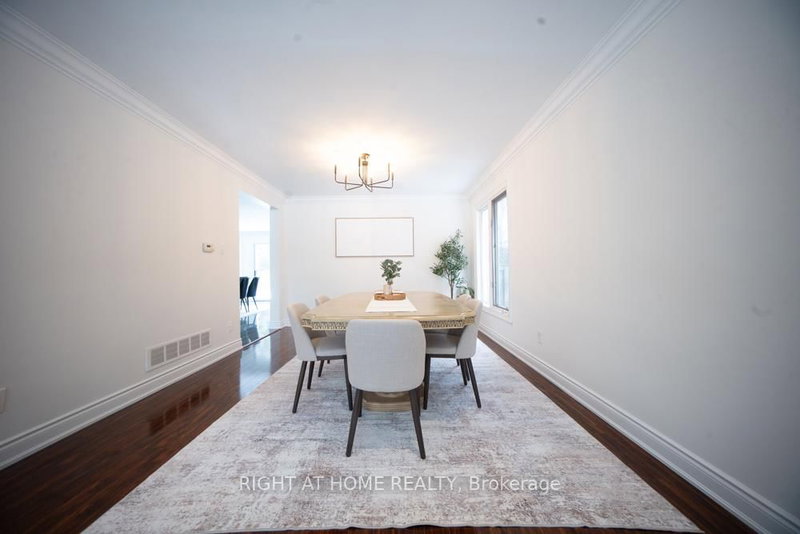 2088 Perran Mississauga,ON L5K 2R4 — Photo 6