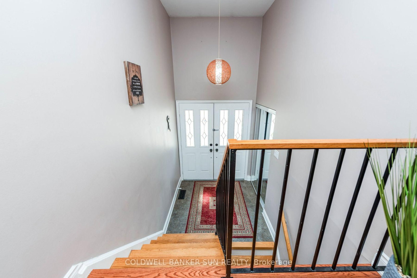 2483 Yarmouth Crescent • Oakville, ON photo 4
