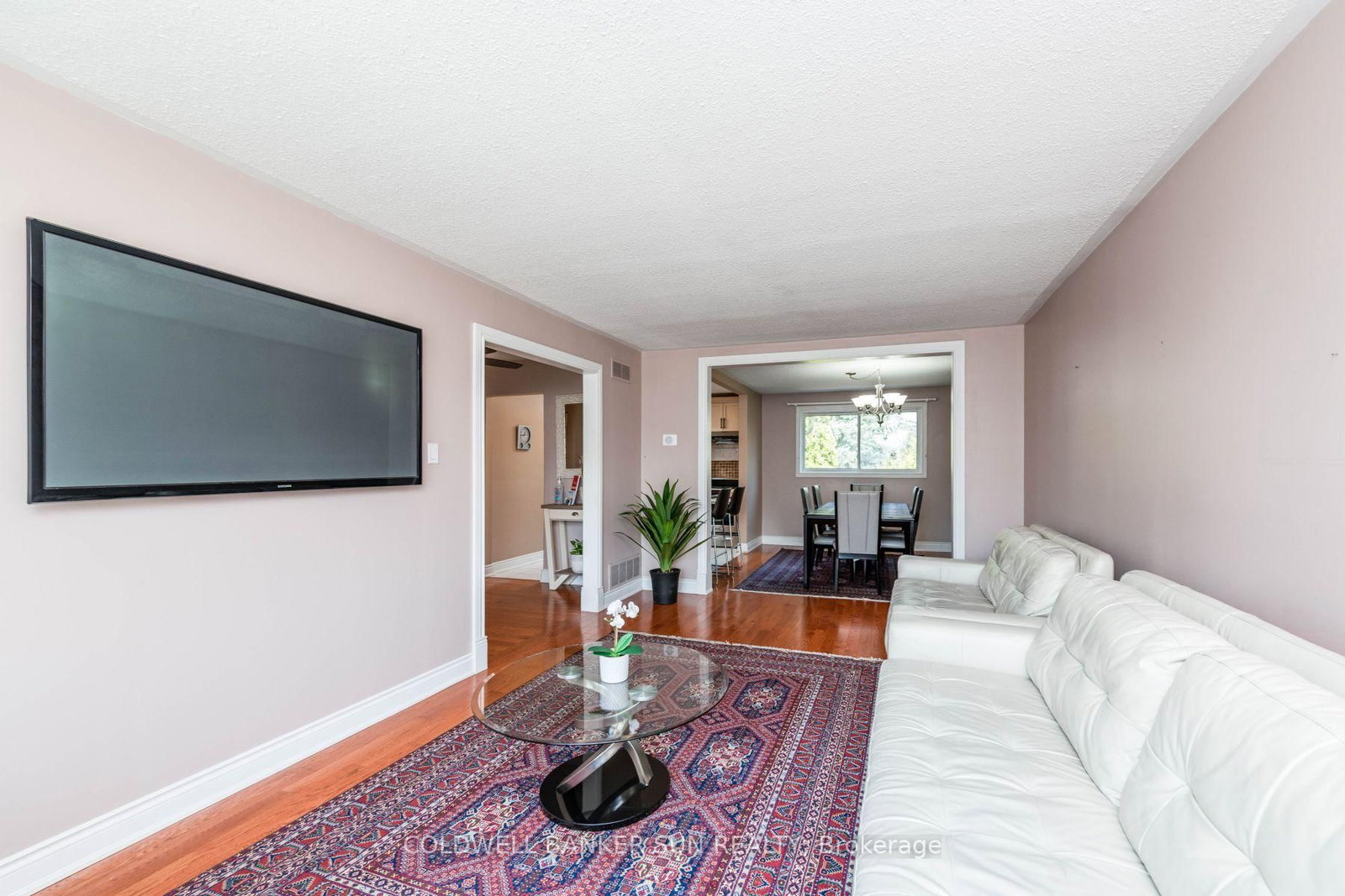 2483 Yarmouth Crescent • Oakville, ON photo 6