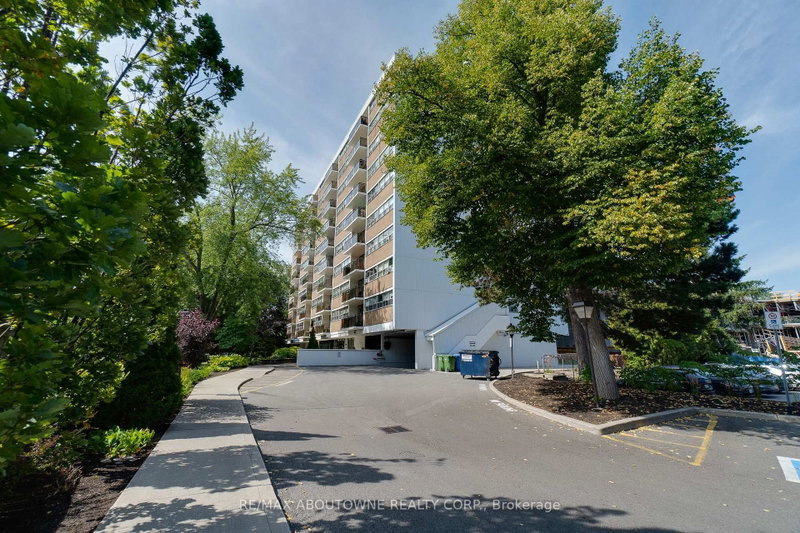 507 - 212 Kerr Street