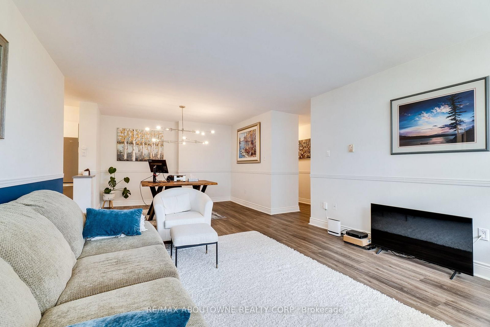 212 Kerr Street • #507 • Oakville, ON photo 10