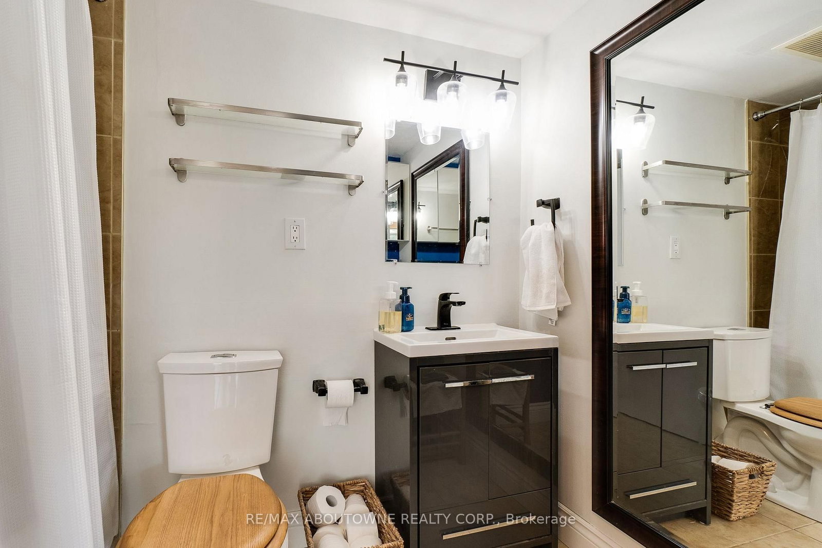 212 Kerr Street • #507 • Oakville, ON photo 26
