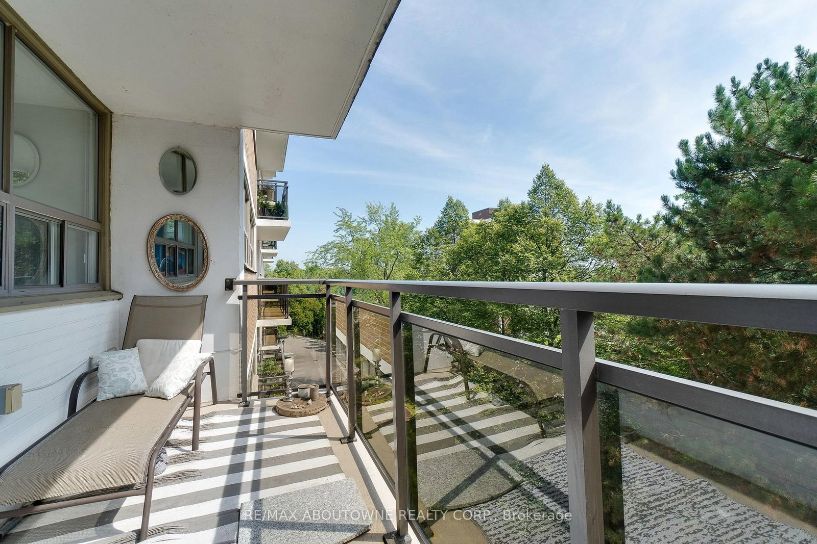212 Kerr Street • #507 • Oakville, ON photo 31