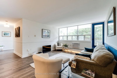 212 Kerr Street • #507 • Oakville, ON photo 8