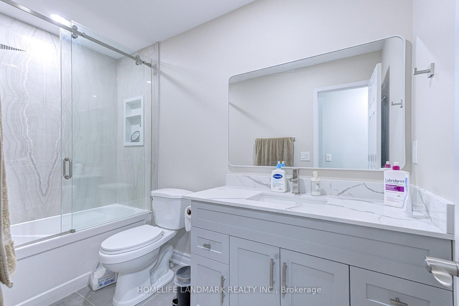 1192 Prestonwood Crescent • Mississauga, ON photo 15