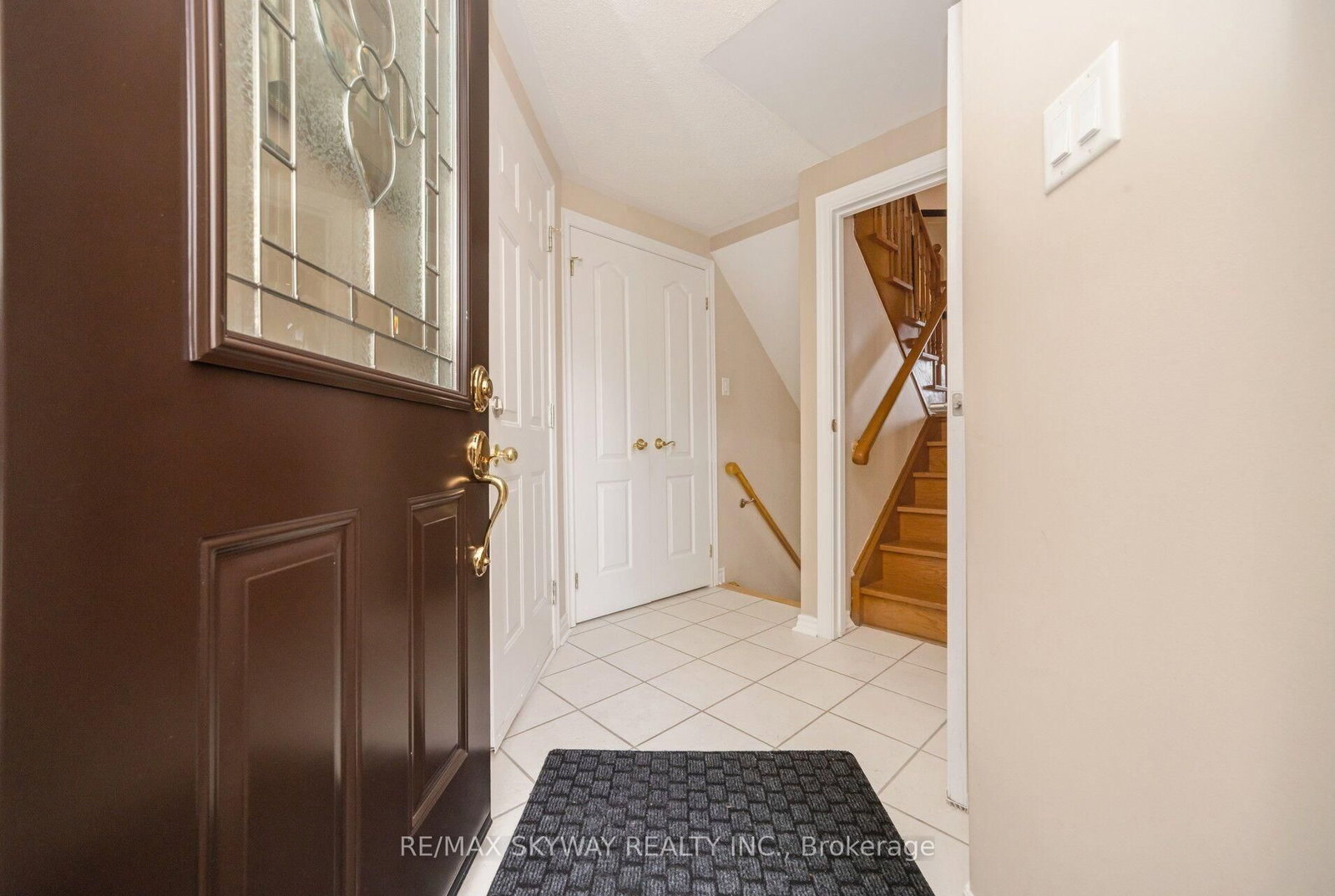 25 Woodcreek Drive • Brampton, ON photo 10
