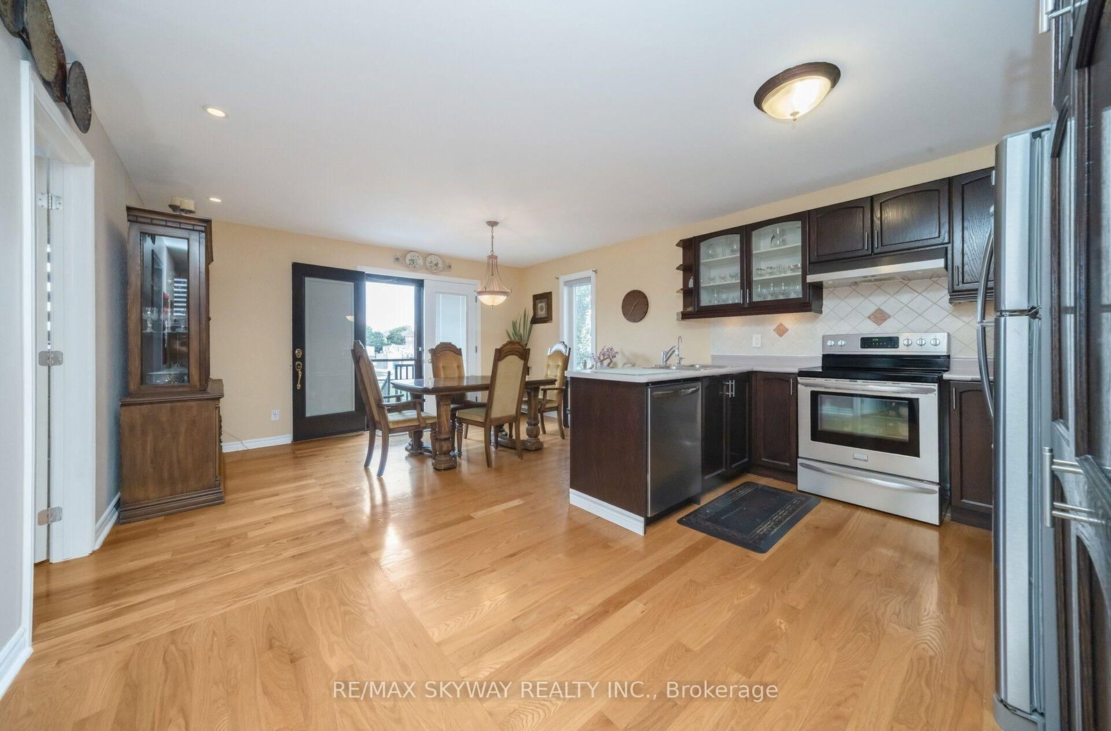 25 Woodcreek Drive • Brampton, ON photo 16