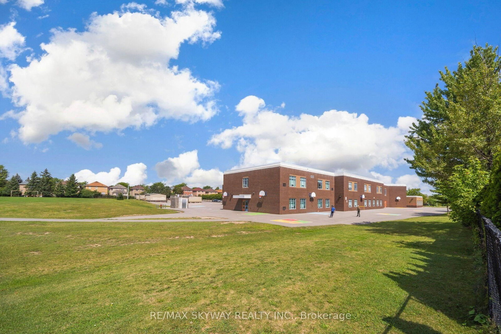 25 Woodcreek Drive • Brampton, ON photo 50