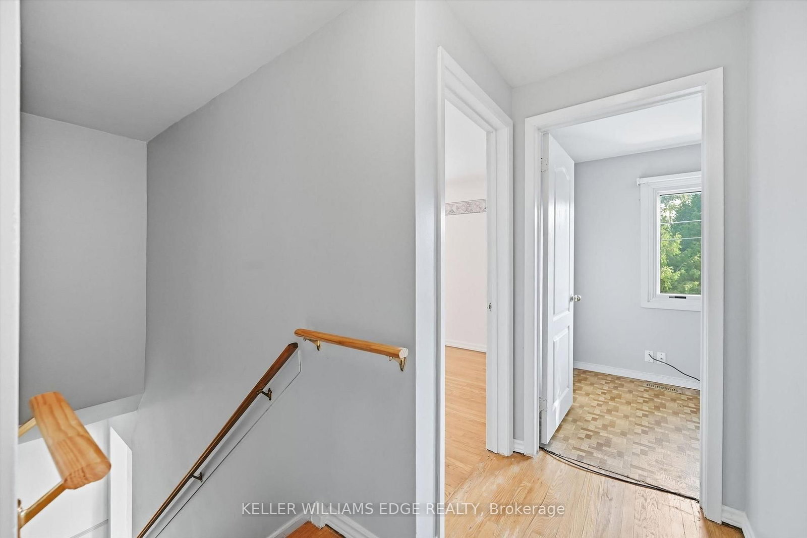 2367 Maryvale Court • Burlington, ON photo 15