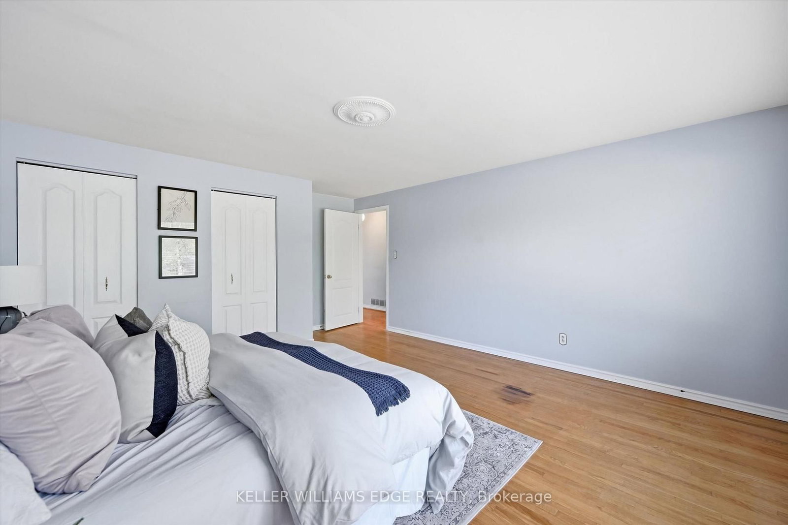 2367 Maryvale Court • Burlington, ON photo 18