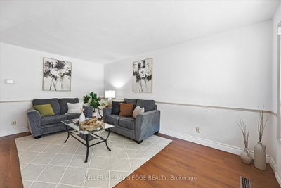 2367 Maryvale Court • Burlington, ON photo 6