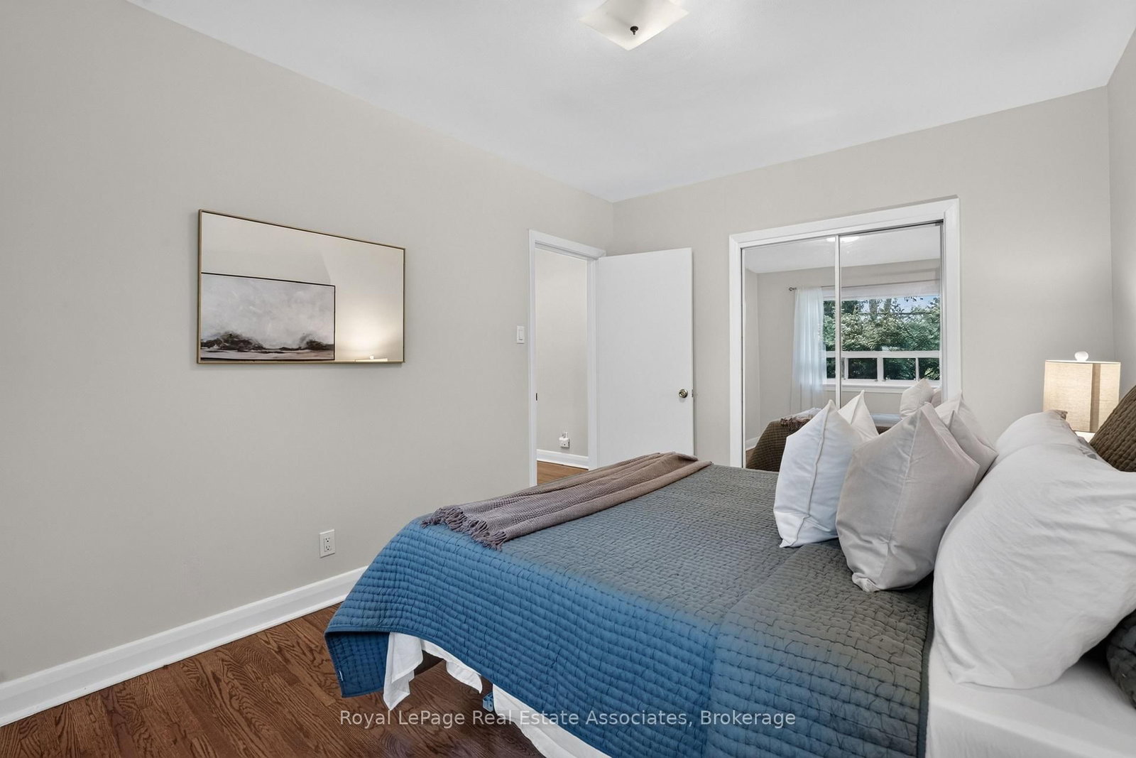 7 Greening Crescent • Toronto, ON photo 24