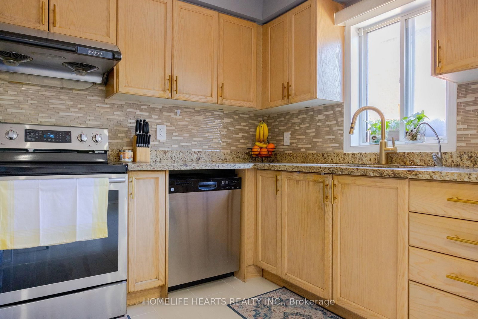 87 Sunfield Road • Toronto, ON photo 15
