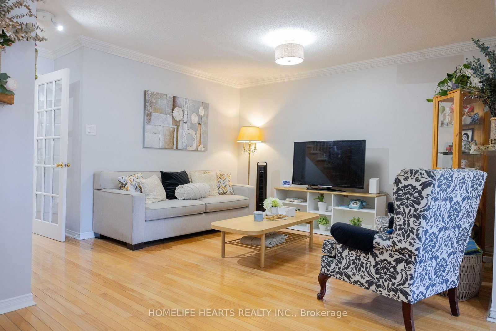87 Sunfield Road • Toronto, ON photo 6