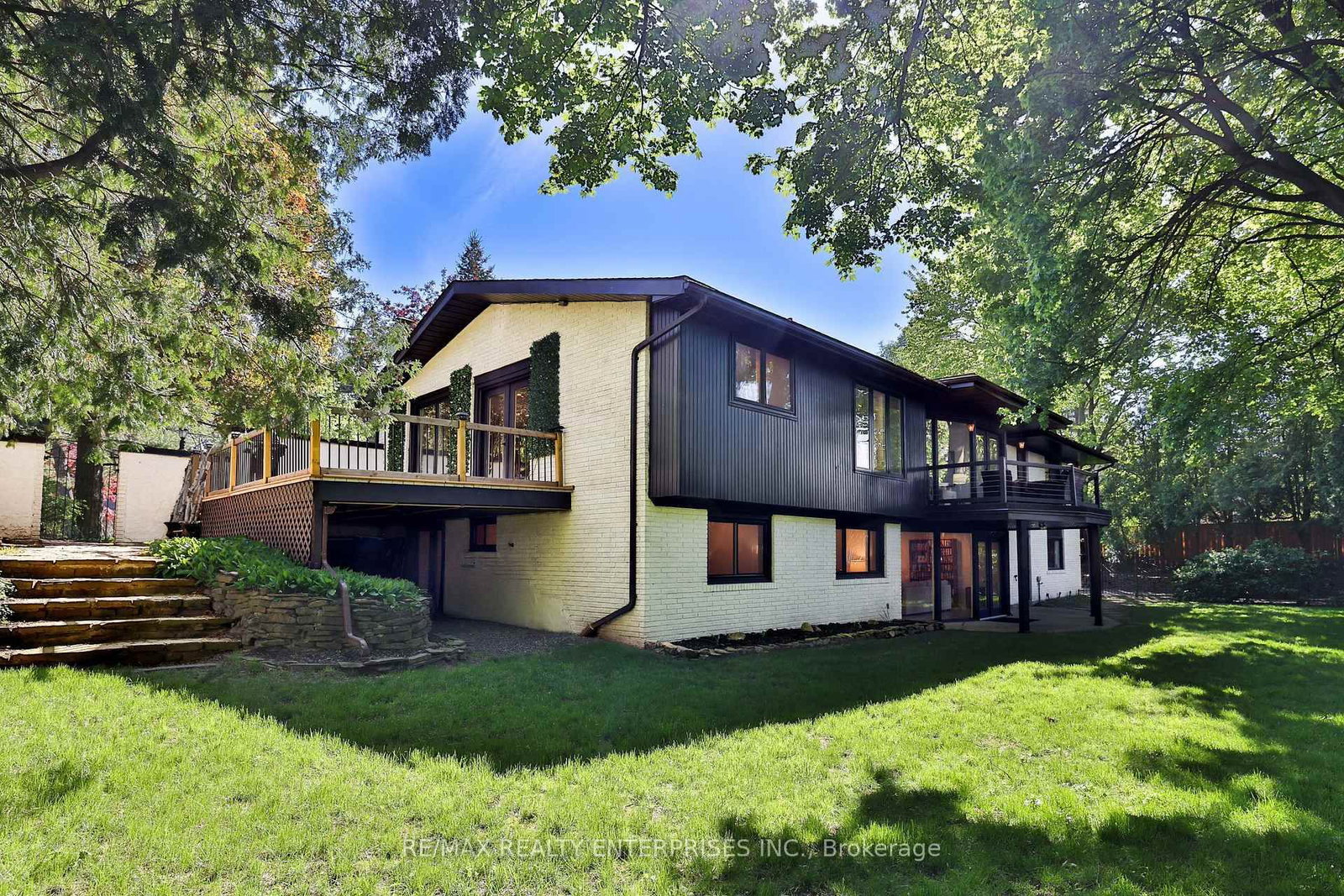 625 Sir Richards Road • Mississauga, ON photo 6
