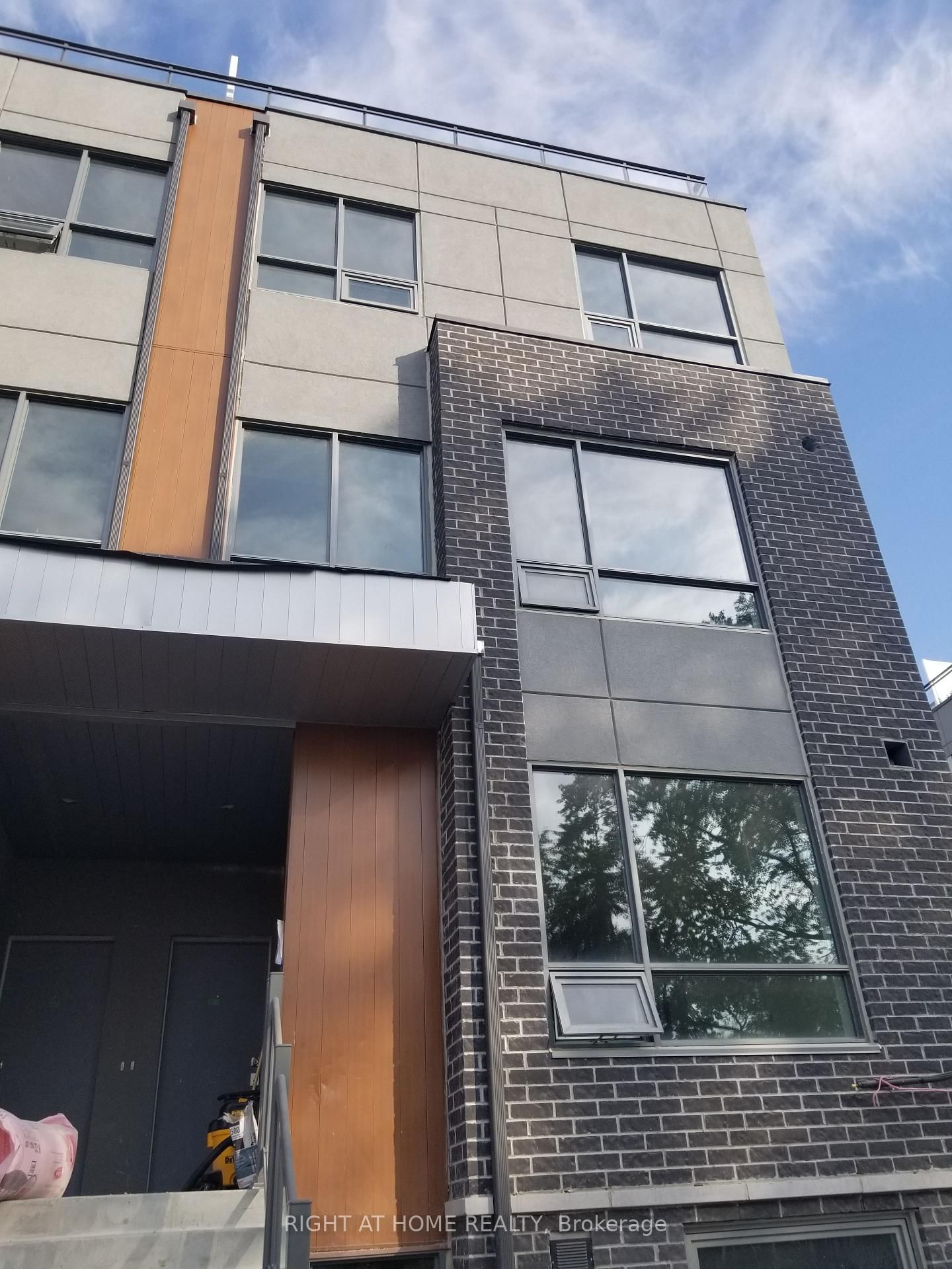 650 Atwater Avenue • #3 • Mississauga, ON photo 1