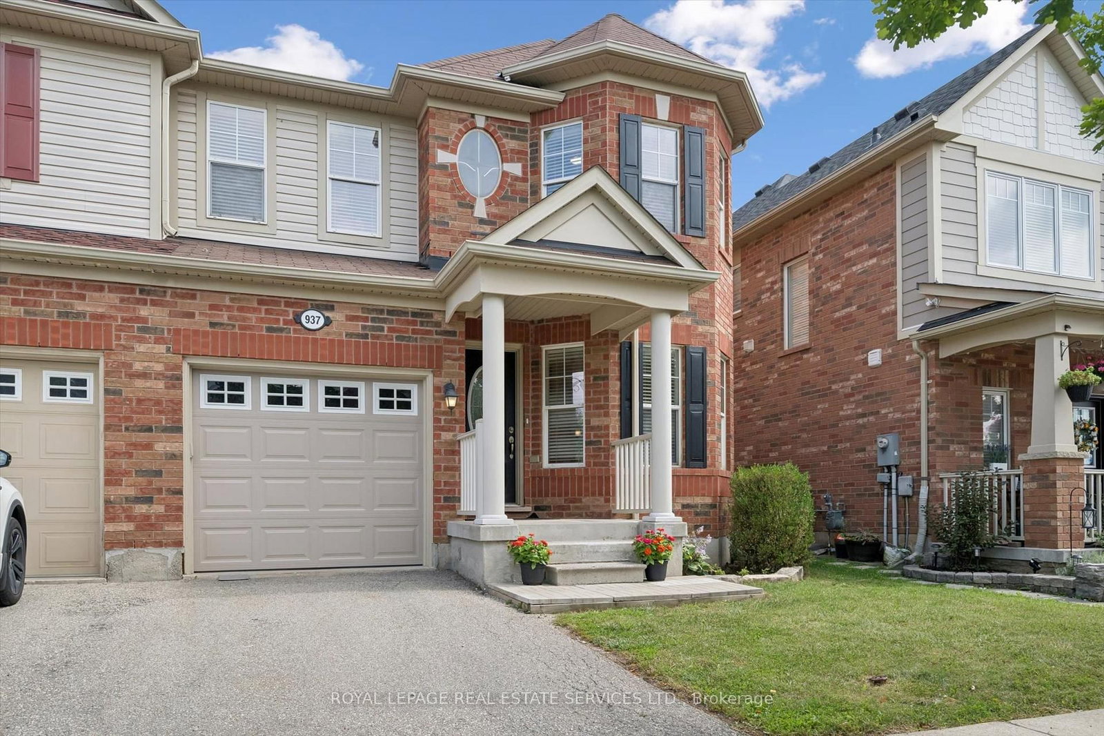 937 Vickerman Way • Milton, ON photo 1