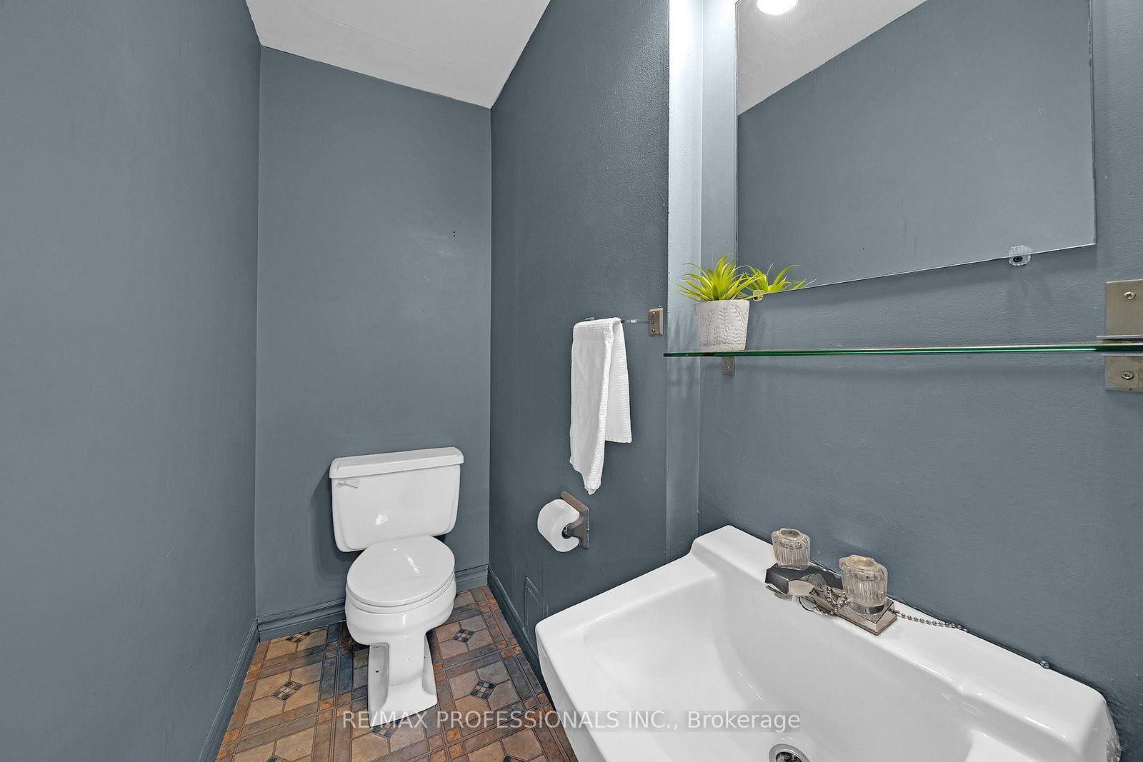 2001 Bonnymede Drive • #116 • Mississauga, ON photo 12