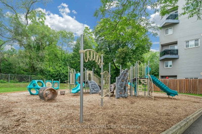 2001 Bonnymede Mississauga,ON L5J 4H8 — Photo 19