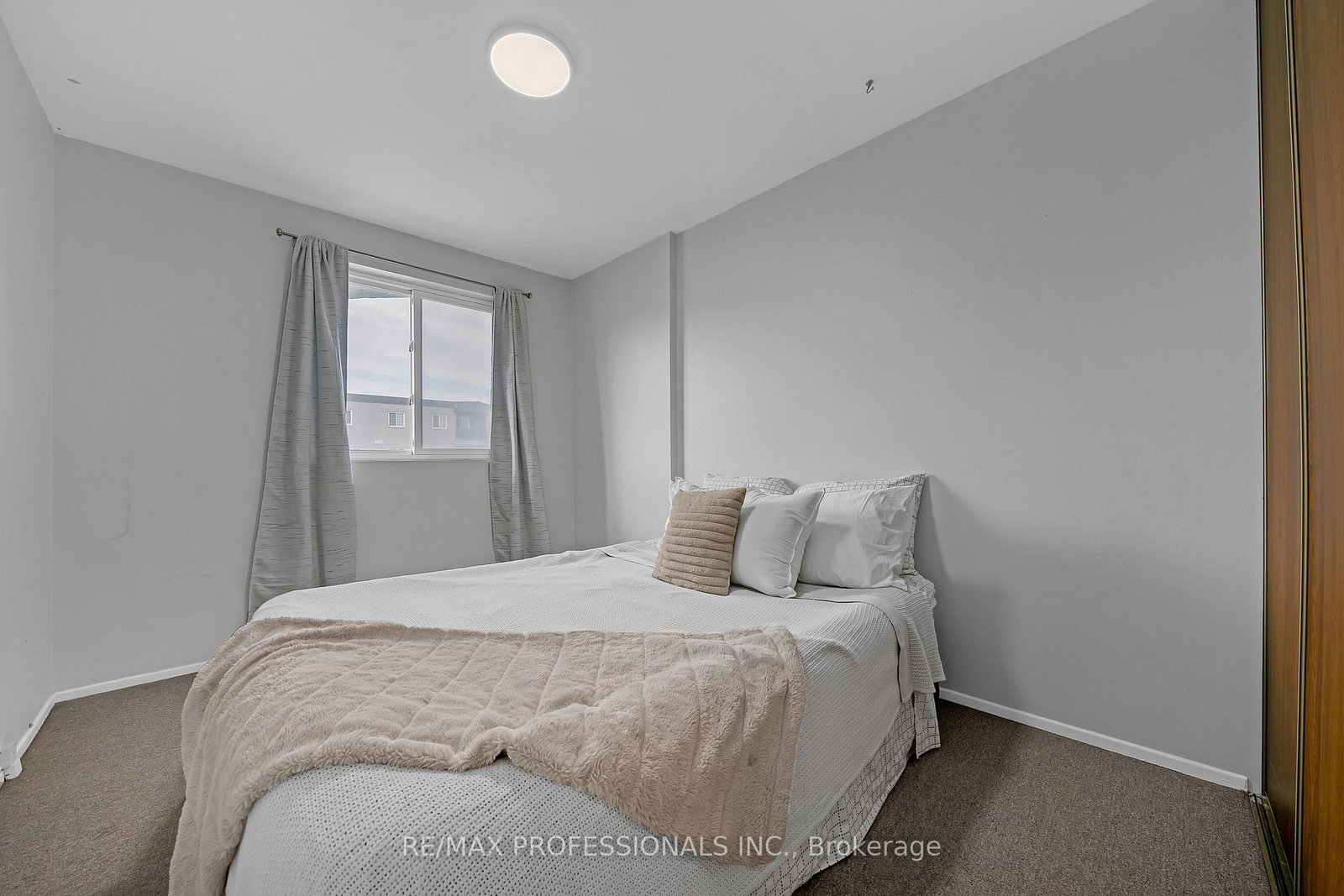 2001 Bonnymede Drive • #116 • Mississauga, ON photo 9